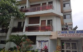 Hotel Ecole Avenida